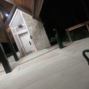 Meet your Posher, Caitlyn